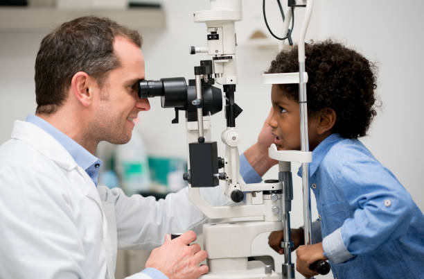 Best Pediatric Eye Specialist Doctor In Vile Parle